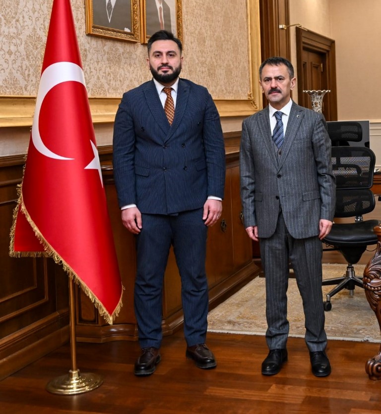 Albayrak Medya Grubu Genel Müdür Yardımcısı Faruk Sarıgül, Vali İlhami Aktaş'ı Ziyaret Etti